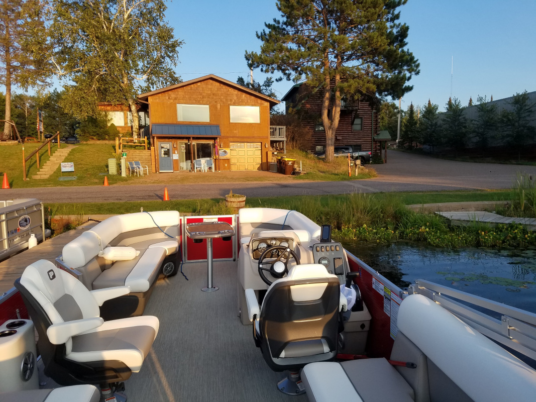 Minocqua pontoon rentals princeraft 6